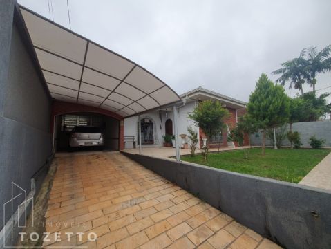 Espetacular Casa De 210 M² Na Região De Uvaranas