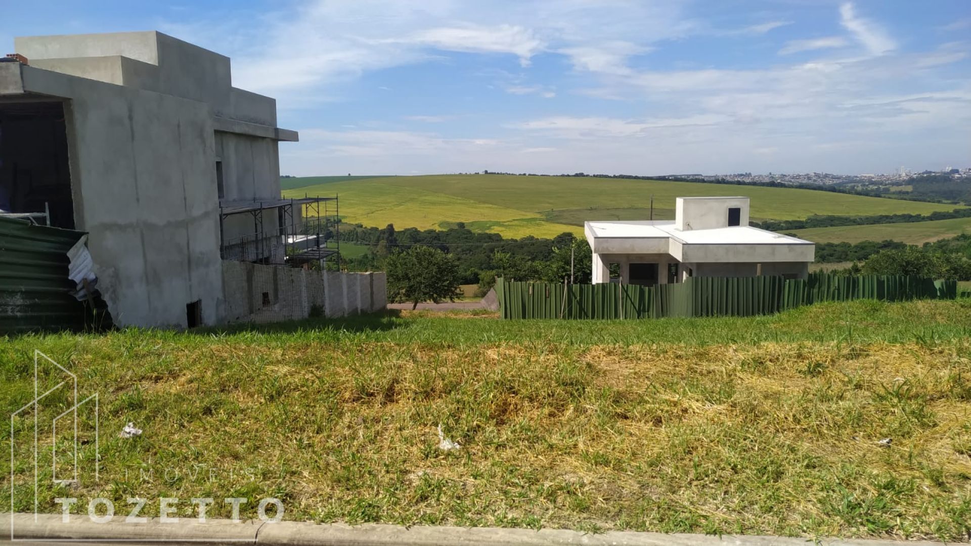 <strong>Terreno no Condomínio Terras Alphaville</strong>