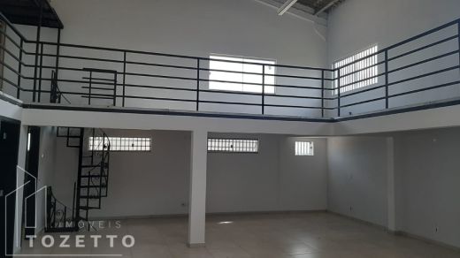 Barracão Comercial No Bairro Boa Vista