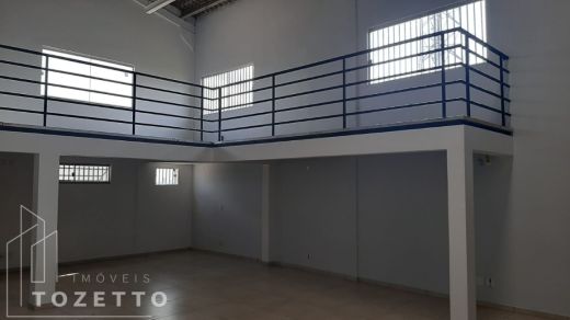 Barracão Comercial No Bairro Boa Vista