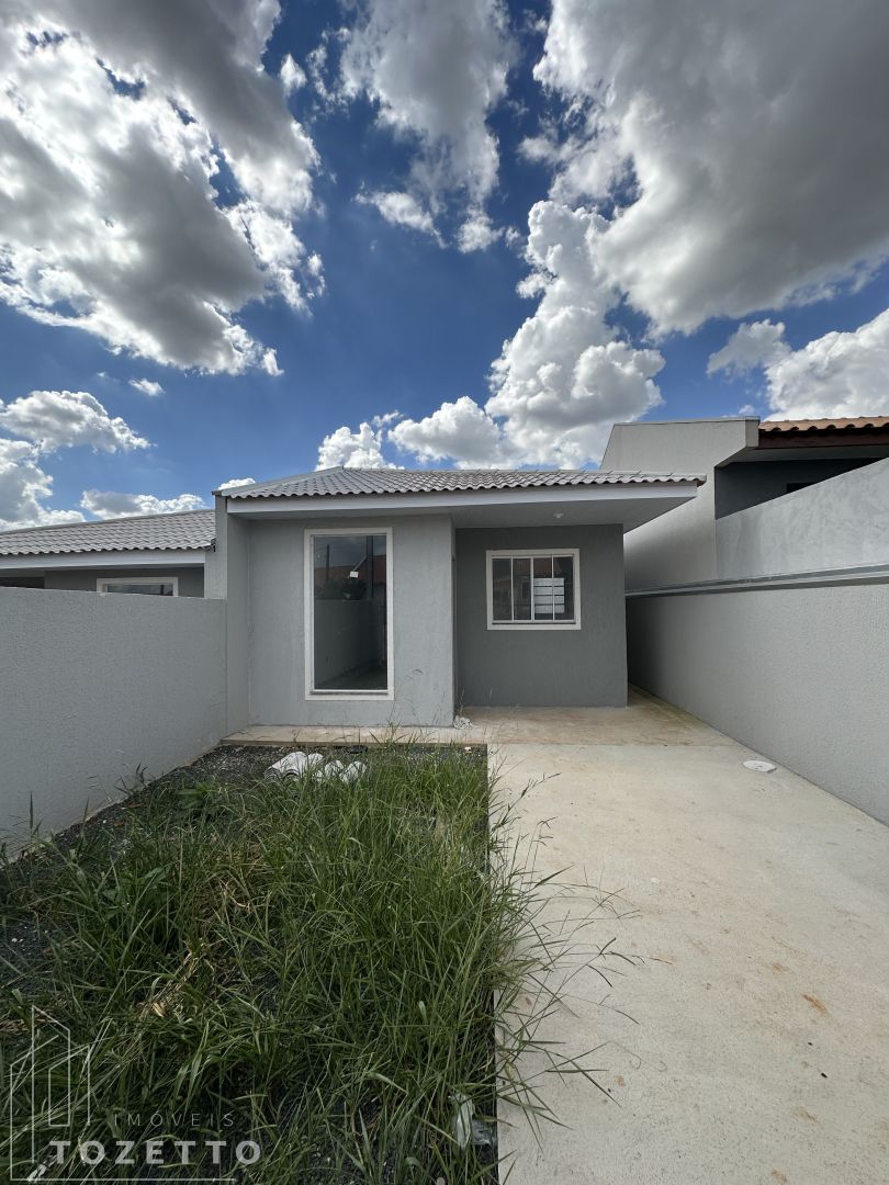 <strong>Casas com passagem lateral à venda no Cidade Jardim</strong>