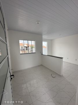 <strong>Casas com passagem lateral à venda no Cidade Jardim</strong>