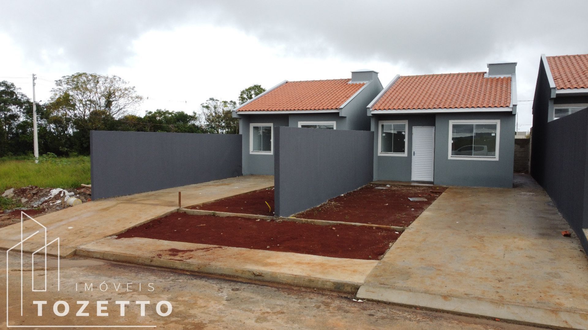 Excelentes Casas Individuais  No Gralha Azul-contorno