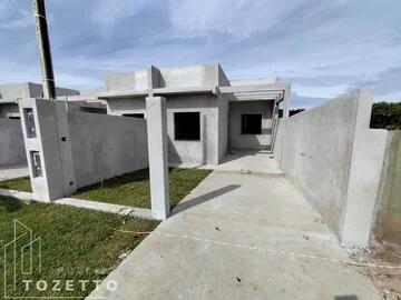 Foto Imóvel - Casa Com 3 Quartos E  Ampla Sobra De Terreno!