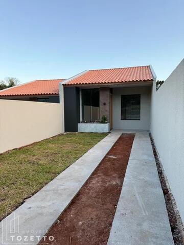 Foto Imóvel - Casa Com 3 Quartos E Amplo Terreno à Venda No Tarobá