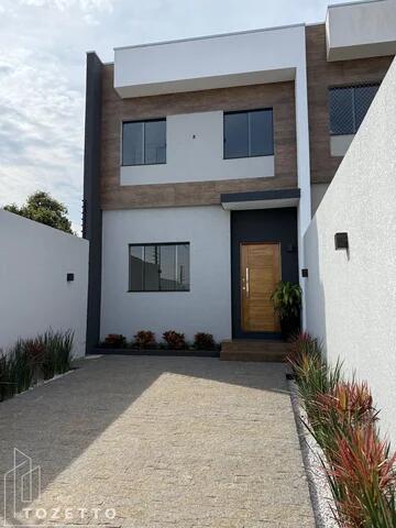 Foto Imóvel - Sobrado Com Suíte No Boa Vista !