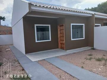 Foto Imóvel - Casa De Fundos Com Entrada Individual Com Amplo Espaço !