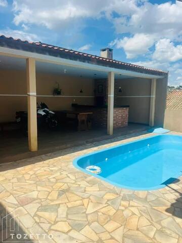 Foto Imóvel - Casa Com Piscina Aquecida  Colónia Dona Luiza