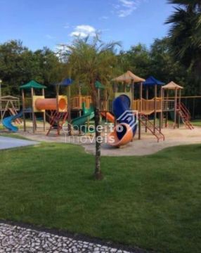 Terreno No Condomínio Chácara Flora Em Itapema-sc