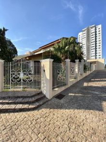 <strong>Casa / Sobrado para Venda em Ponta Grossa, Estrela, 4 qtos</strong>