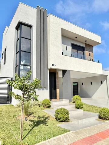 Foto Imóvel - Sobrado Em Condominio Com 4 Quartos