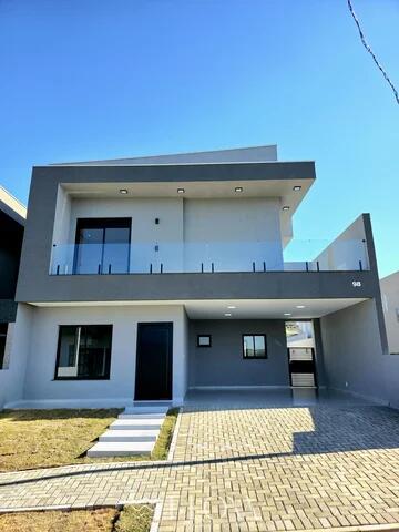 Foto Imóvel - Sobrado em Centro