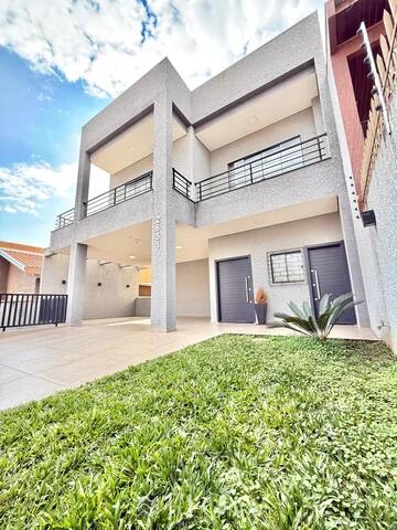 Foto Imóvel - Sobrado Com 3 Suites Todas Com Closet E Piscina