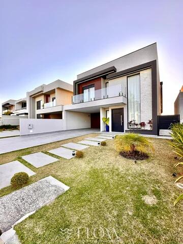 Foto Imóvel - Casa Porteira Fechada Com 3 Suítes No Jd Carvalho