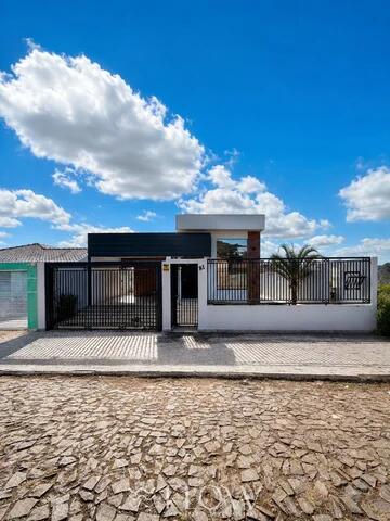 Foto Imóvel - Casa Porteira Fechada Com Piscina Em Uvarana
