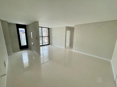 Apartamento à Venda Edificio L Essence - Centro