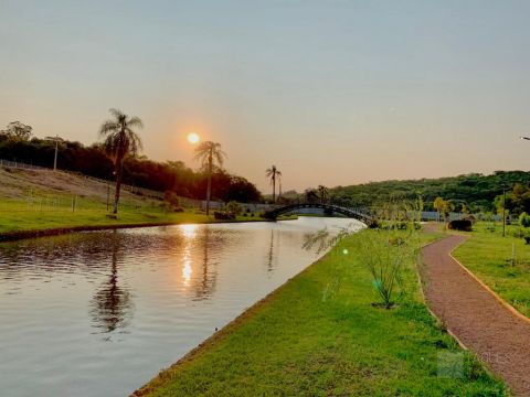 Terreno à Venda Condomínio Vale Dos Vinhedos