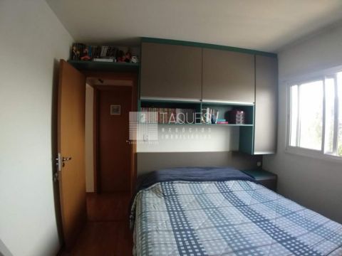 Apartamento à Venda - Colônia Dona Luiza