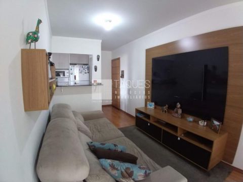 Apartamento à Venda - Colônia Dona Luiza