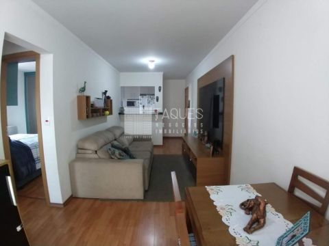 Apartamento à Venda - Colônia Dona Luiza