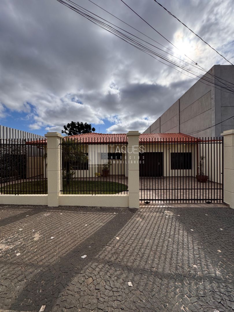 Casa à Venda - Residencial/comercial -  Jardim Carvalho