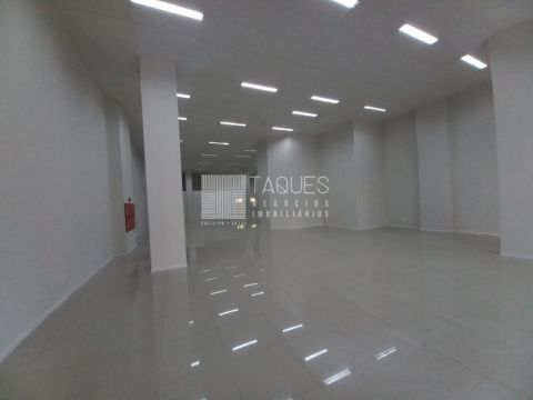 Sala Comercial - Locação - Centro