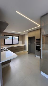 Casa A Venda -condominio Coliseu -jardim Carvalho