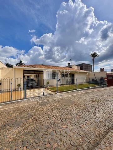 Foto Imóvel - Casa Terrea à Venda / Jardim Carvalho
