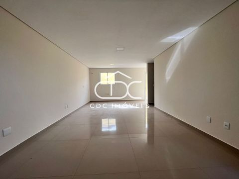 Excelente Sobrado Triplex Em Oficinas