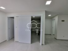 <strong>Sala comercial nova no centro de Ponta Grossa</strong>