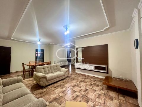 Apartamento Semimobiliado Jardim Carvalho.