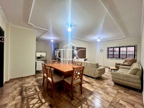 Apartamento Semimobiliado Jardim Carvalho.