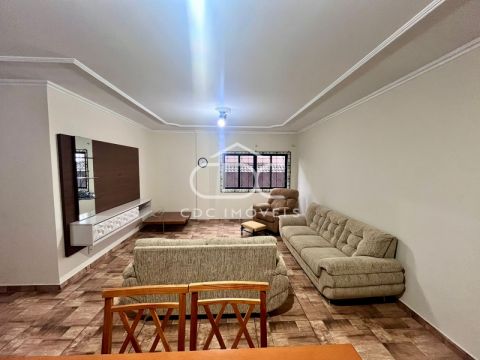 Apartamento Semimobiliado Jardim Carvalho.