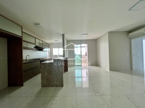 <strong>APARTAMENTO À VENDA E LOCAÇÃO - TORRE 14 BIS</strong>