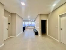 EXCELENTE APARTAMENTO SEMIMOBILIADO CENTRAL - Foto 3