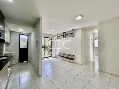 ótimo Apartamento Semimobiliado No Jardim Carvalho