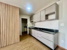 <strong>EXCELENTE APARTAMENTO SEMIMOBILIADO CENTRAL</strong>