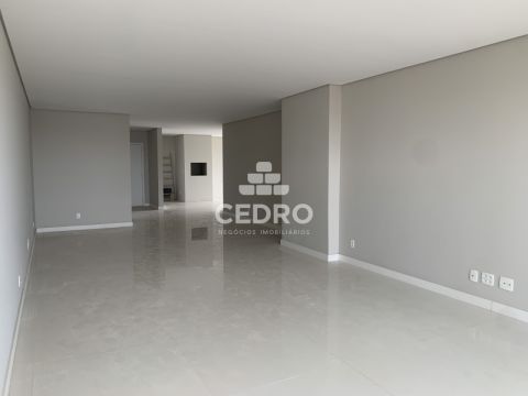 Apartamento De 3 Quartos, Sendo 3 Suítes, No Renaissance