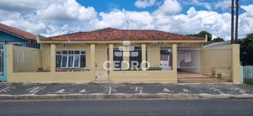 Foto Imóvel - Casa De 4 Quartos, Sendo 1 Suíte, Em Uvaranas