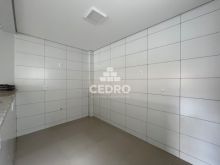 <strong>Sobrado com 3 quartos, sendo 1 suíte, no Jardim Carvalho</strong>