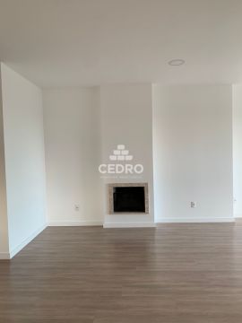 Apartamento Com 3 Quartos, Sendo 1 Suíte, No Torres Cezanne