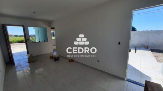 Casa Com 2 Quartos No Cará-cará