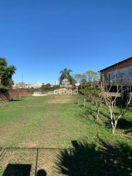 Terreno De 1680m² No Jardim Carvalho