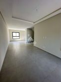 <strong>Sobrado com 3 quartos, sendo 1 suíte, no Jardim Carvalho</strong>