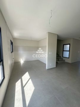 Sobrado Com 3 Quartos, Sendo 1 Suíte, No Jardim Carvalho
