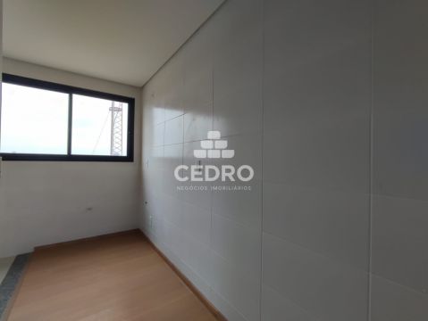 Apartamento Com 3 Quartos, Sendo 1 Suíte, No Jardim Carvalho