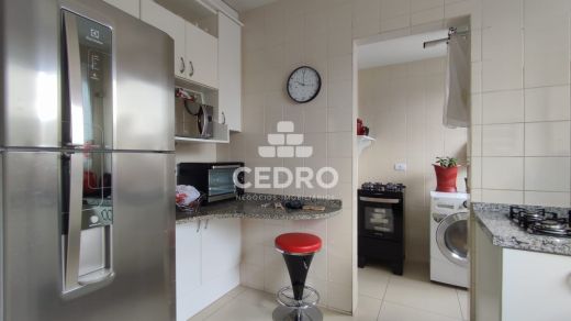 Apartamento Com 3 Quartos, Sendo 1 Suíte, Em Oficinas