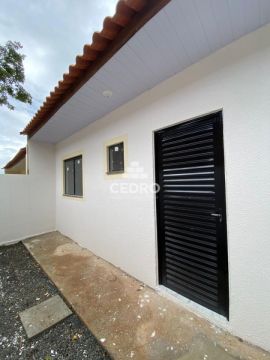 Casa Com 2 Quartos No Cará Cará