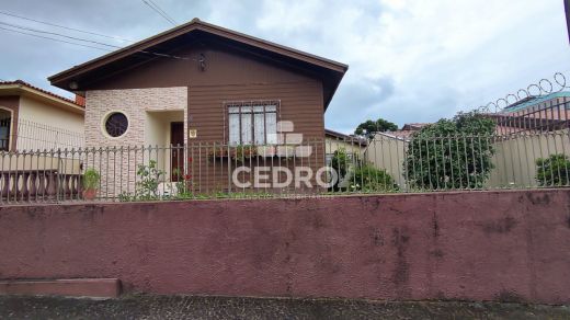 Casa Com 3 Quartos, Sendo 1 Suíte, No Jardim Carvalho