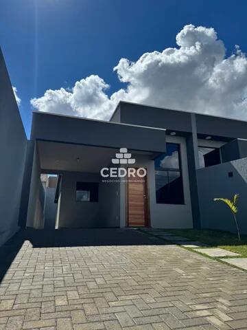 Foto Imóvel - Casa Com 3 Quartos, Sendo 1 Suíte, Em Olarias